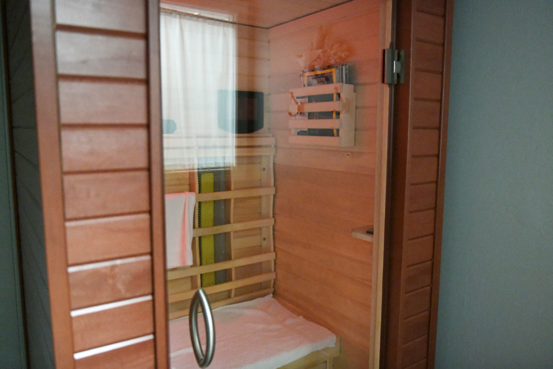 042919-qct-bigstory-massage-013a.JPG